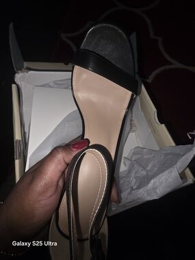 Black Open-Toe Women's Ankle Strap Sandals